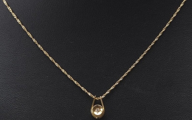 A DIAMOND PENDANT IN 18CT GOLD TO A FINE TRACE CHAIN IN 18CT GOLD, 400MM, 1.1GMS
