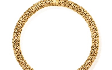 A GOLD NECKLACE, PORTUGUESE The articulated fancy-link chai...