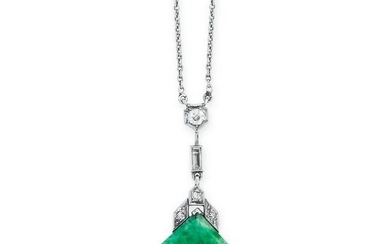 A JADEITE JADE AND DIAMOND PENDANT NECKLACE, EARLY 20TH