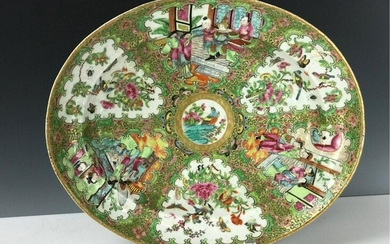 A LARGE 19TH C.CHINESE FAMILLE ROSE PLATTER