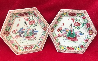 A PAIR OF SWEET MEAT DISHES DECORATED WITH A CHINESE LADY - Porcelain - China - Yongzheng (1723-1735)