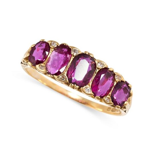 A RUBY AND DIAMOND FIVE STONE RING in 18ct yellow gold