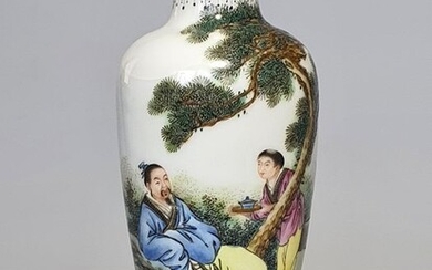 A Rare Famille Rose Egg-Shell Miniature Vase - Porcelain - China - Hongxian Period