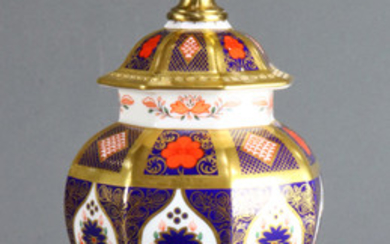A Royal Crown Derby Imari pattern lamp base