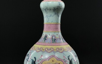 A rare and fine Chinese garlic shape vase. The...