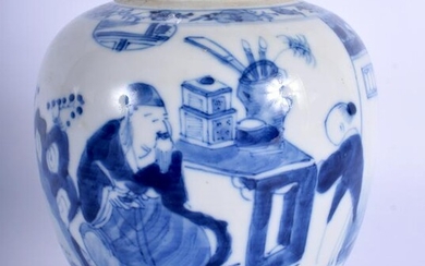 AN 18TH/19TH CENTURY CHINESE BLUE AND WHITE PORCELAIN