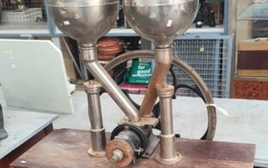 AN EARLY CABINET INDUSTRIAL COFFEE MACHINE