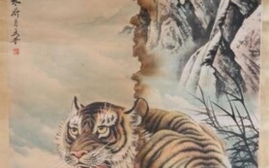 ANTIQUE CHINESE HANDPAINTED TIGER SCROLL