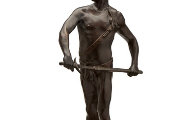 An "Honor Patria" bronze figure