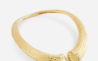 An eighteen karat gold collar necklace, Italy