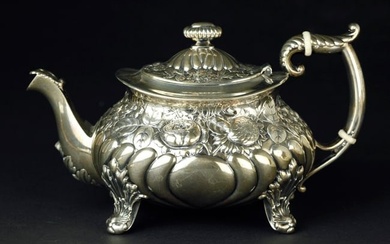 Antique sterling silver tea pot, marked" STERLING"