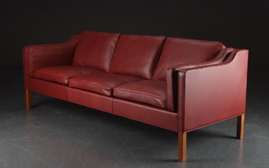 Børge Mogensen for Fredericia Chair Factory. Detached three-person. sofa, model '2213', Indian Red elegance leather