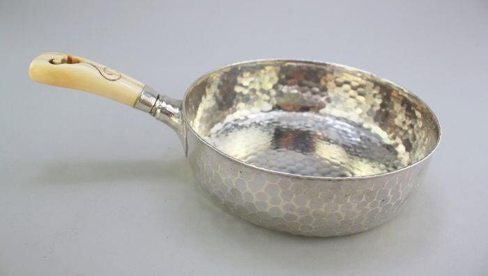 Bowl, Porringer - .925 silver - Tiffany & Co - U.S. - Late 19th century