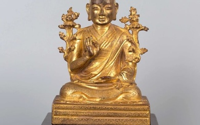 Bronze gilt-gold Tsongkhapa figure, early Qing dynasty