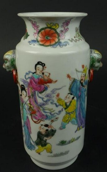 CHINESE FAMILLE ROSE FIGURAL VASE
