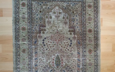 Carpet - 103 cm - 66 cm