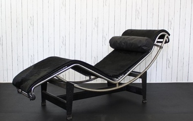 Cassina - Charlotte Perriand, Le Corbusier - Chaise longue - LC4 - Leather, Steel