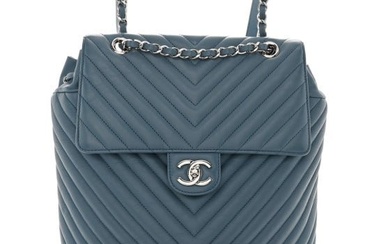 Chanel Calfskin Chevron Quilted Large