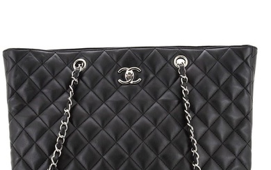 Chanel Classic CC Shopping Tote