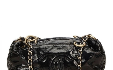 Chanel - Handbag Patent Leather Handbag