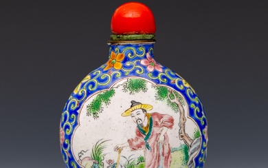 China, a Canton enamel snuff bottle and stopper, 19th century