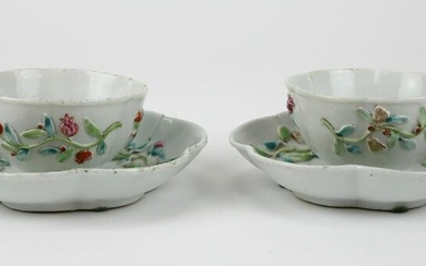 Chinese Export Tea Bowls and Saucers