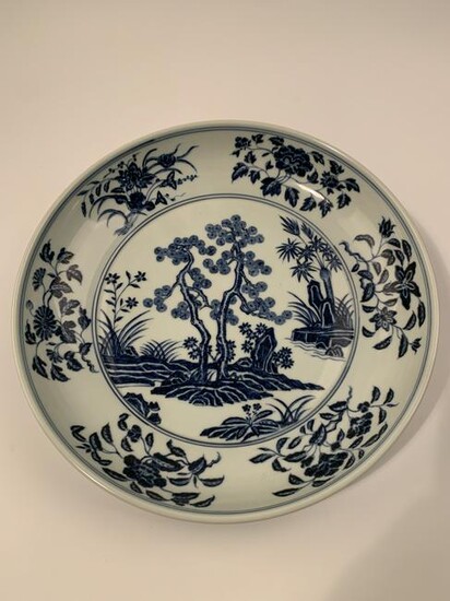 Chinese Ming Blue and White Dish