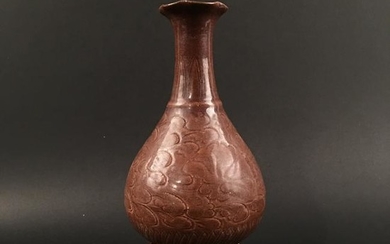 Chinese Yaozhou Kiln Porcelain Vase