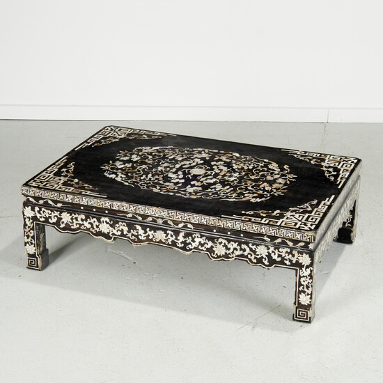 Chinese abalone inlaid lacquered table