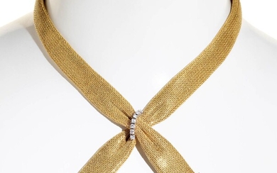 Choker necklace in 18 kt yellow gold. With diamonds, brilliant cut, total weight ca. 0.28...
