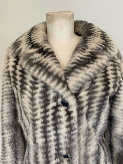 Christian Dior - Fur coat - Size: EU 38 (IT 42 - ES/FR 38 - DE/NL 36)