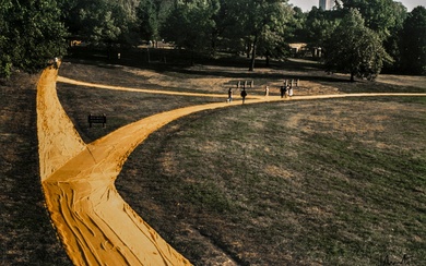 Christo et Jeanne-Claude. Wrapped Walk Ways (Chemins de traverse). Offset couleur d'une photographie sur papier...