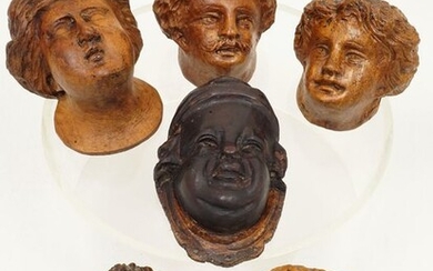 Collection of 6 heads carved in wood - Wood - XVIII / XIX century