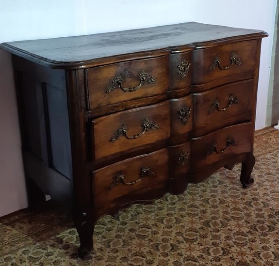 EARLY 19TH C. FRENCH PROVINCIAL FRUITWOOD COMMODE