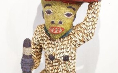 Figure (1) - Cauris, Wood - Babanki - Cameroon