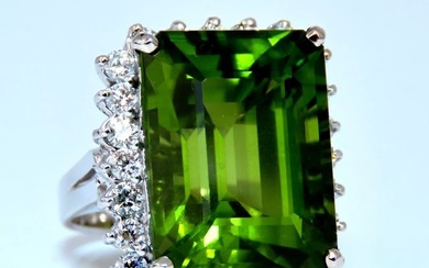GIA Certified 18.53ct Natural Green Peridot Diamonds Rings 14kt