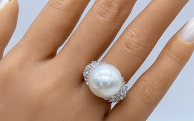 GIA Pearl And Diamond Ring
