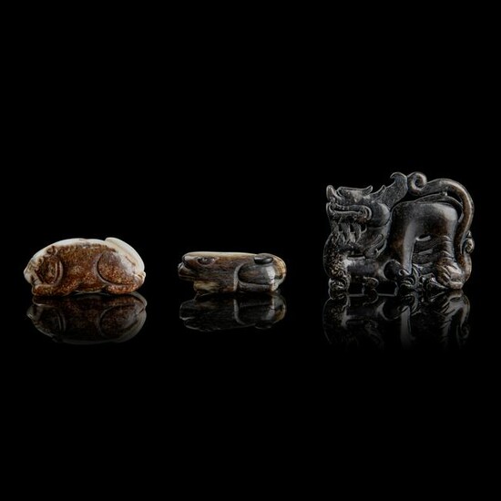 GROUP OF THREE JADE ANIMAL CARVINGS MING DYNASTY, 17TH