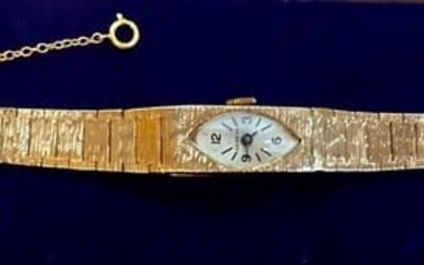 Geneva 14K Gold Ladies Wristwatch