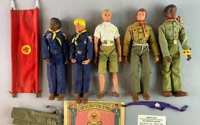 Group of 5 Kenner Steve Scout Action Figures
