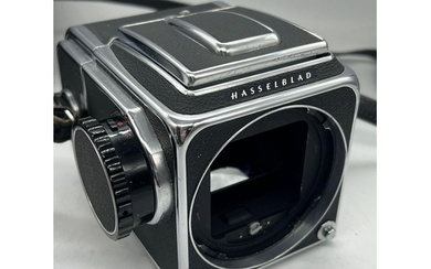 Hasselblad camera 500 C/M and a Carl Zeiss planar by Hasselb...