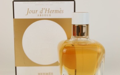 Hermès - "Jour d'Hermès" - (2013) Flacon vaporisateur contenant 85ml d'Eau de Parfum présenté dans...