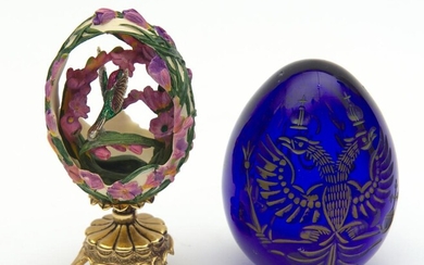 LIMITED EDITION HOUSE OF FABERGE EGG TOGETHER WITH GLASS ORNAMENT