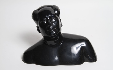 LIU Bolin (1973) résine "buste de Mao, noir" signé au dos et daté 2007, N°...
