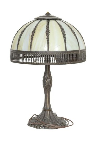 Lamp with Rose Motif, Stained Glass Table Top Lamp
