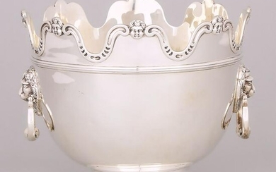 Late Victorian Silver Montieth Bowl, London, 1896