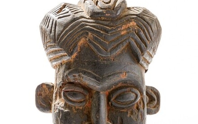 Masque du royaume de KOM (Cameroun) en bois... - Lot 51 - Art-Valorem