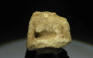 Mesopotamian Stone Torso of a offering statue 2900 - 2600 BC. 5.4 cm H.