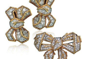 Platinum & 18K Yellow Gold 16.00 Carats Diamonds Earrings and Brooch Jewelry Set