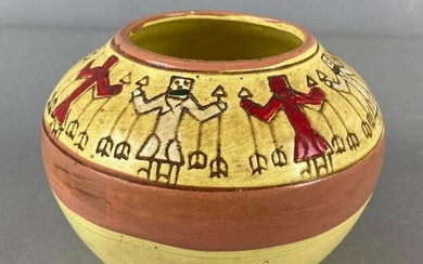 Starved Rock Lodge Native American Style Souvenir Pottery Vase